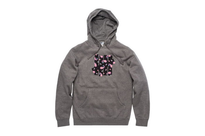 All Gone × Undefeated “Paisley” 别注联乘服装系列