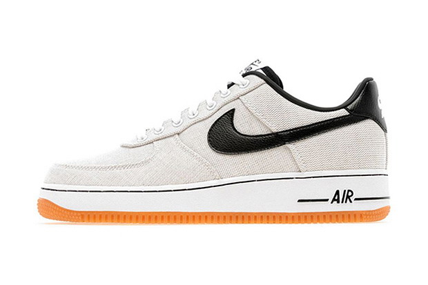 Nike 2013春夏 Air Force 1 Low White Canvas 鞋款