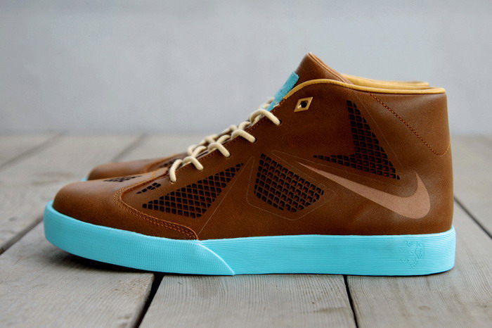 Nike LeBron X NSW Lifestyle 鞋款