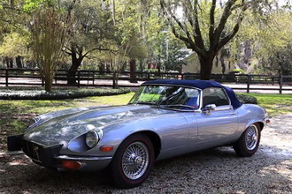 Petrolicious 带领大家回顾 1974 年式样 Jaguar E-Type