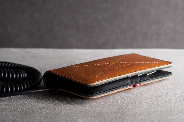 hard graft Mighty Phone Fold Wallet 手机保护钱夹