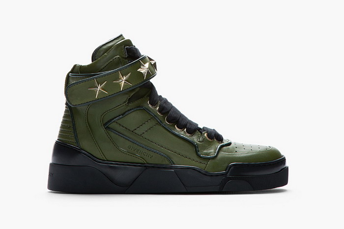 Givenchy Army Green Leather Star-Detail Sneaker 球鞋