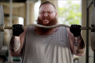 Action Bronson《Strictly 4 My Jeeps》MV