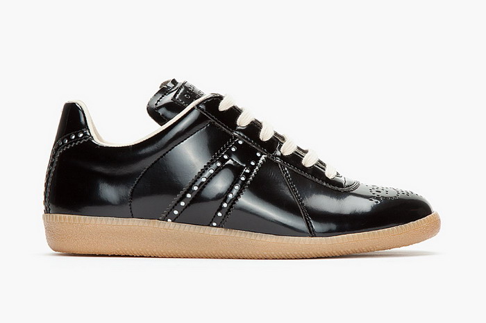 Maison Martin Margiela 2013秋冬 Black Patent Reflective Mock-Brogue Sneaker 鞋款