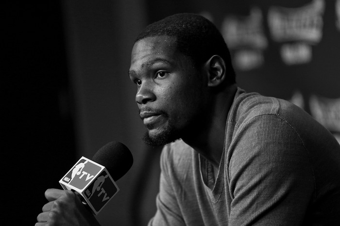 凯文·杜兰特 Kevin Durant 正式签约 Jay-Z 旗下的 Roc Nation Sports 运动员经理人公司