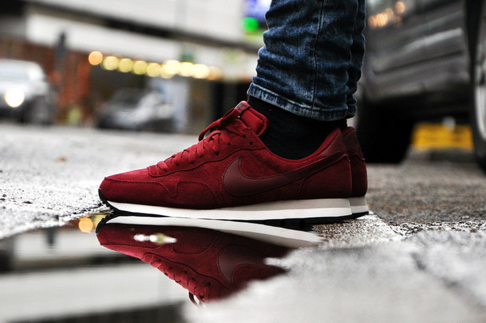 Nike Air Pegasus '83 Team Red/Mortar-Black 配色鞋款