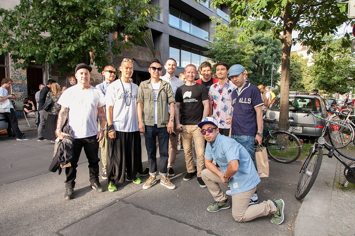 西山彻于德国柏林 Firmament 发表 WTAPS × Vans Vault 新作联名鞋款