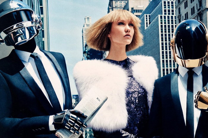 Daft Punk 与 Karlie Kloss 共同演绎 《Vogue》 造型特辑