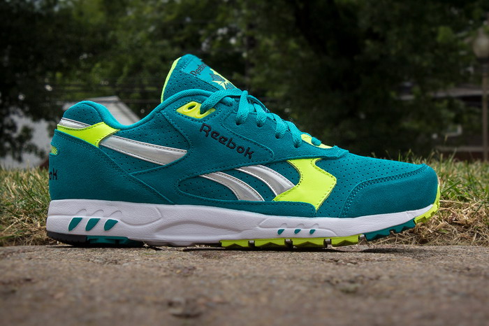 Reebok 2013秋季 Inferno Teal/Neon Yellow 配色鞋款
