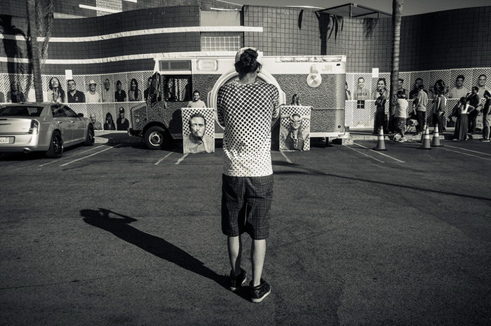 法国艺术家 JR 在洛杉矶展开「Inside Out」艺术企划