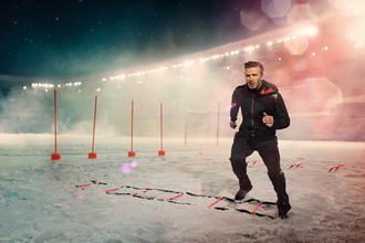 David Beckham 助阵 adidas ClimaWARM+ 系列宣传广告