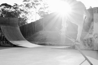 Dylan Rieder 为 Monster Children 拍摄最新「Moments from Team Average」滑板影片