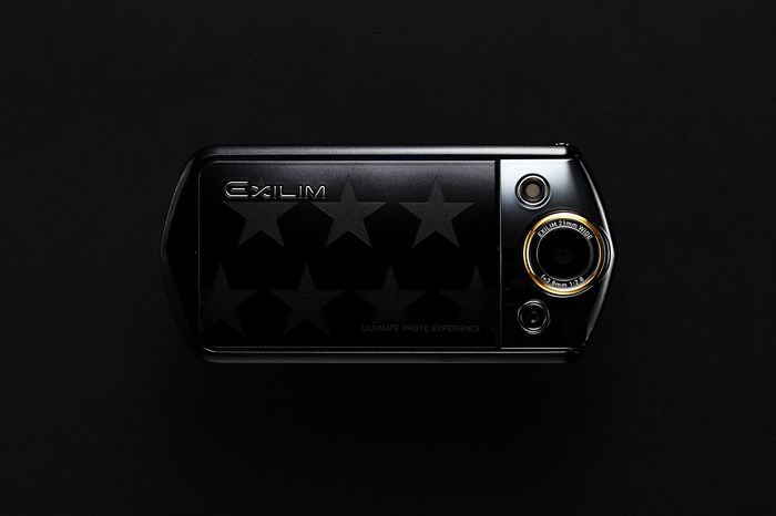 PHANTACi × WHIZ × Casio Exilim PHWIZ EX-TR 15 联名别注版相机