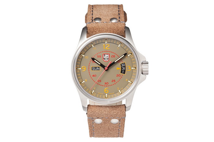 Luminox Atacama Field Classic 腕表系列