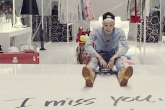 G-Dragon《 炻 (WHO YOU?)》MV