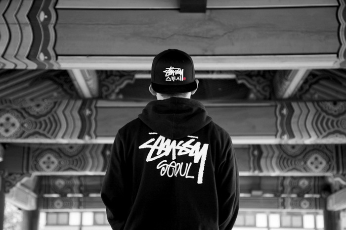 Stussy 韩国限定 Lockup Snapback 帽款