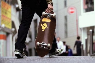Yoshifumi Egawa × BAPE「A Skating Ape」滑板短片