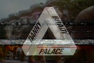 Palace Skateboards 呈献「Definitely Brady」滑板视频