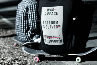 MSFTSrep 2013 假日季「1984」别注系列