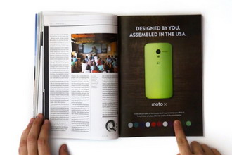 Motorola 在《WIRED》杂志上投放互动式广告