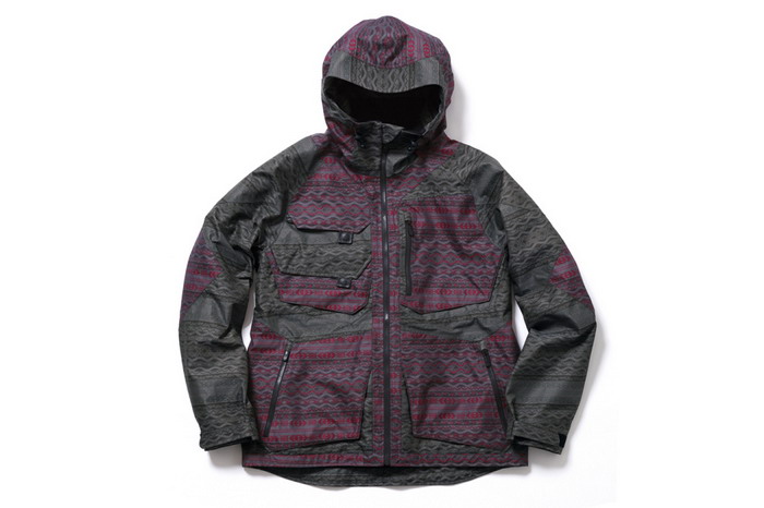 BURTON THIRTEEN Jacquard Alces 机能夹克