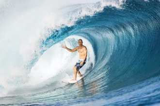 Kelly Slater 宣布正式离开 Quiksilver