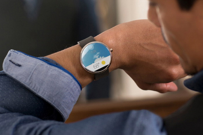 摩托罗拉 Motorola Moto 360: 首款搭载 Android Wear 的智能腕表