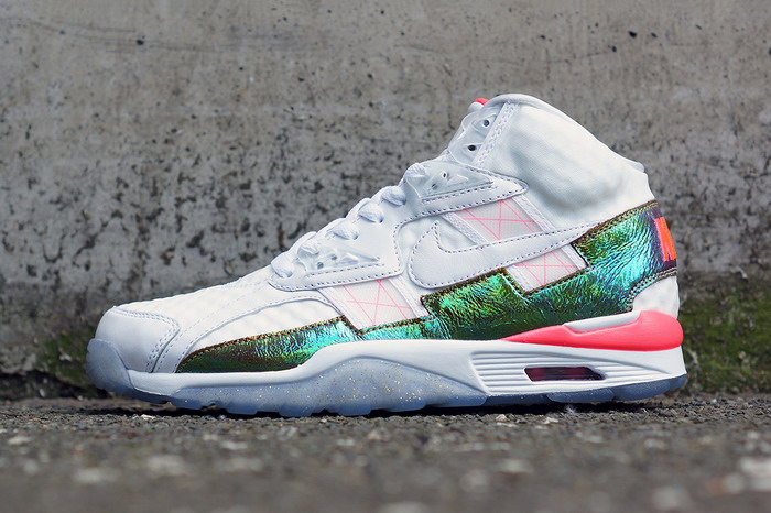 Nike Air Trainer SC High PRM QS「Hyper Punch」别注配色鞋款