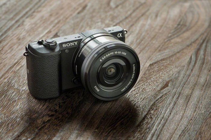 索尼 Sony A5100 全新无反相机