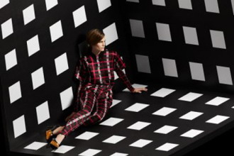 Laetitia Hotte 为 KENZO 打造 2014 秋冬「Neon」造型特辑 Lookbook