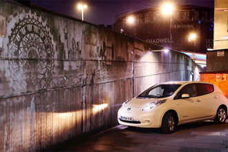 日产 Nissan 释出「Clean Graffiti」反向涂鸦影片