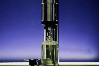 Ex Nihilo Paris 与 Peugeot 合作为概念车打造专属香水