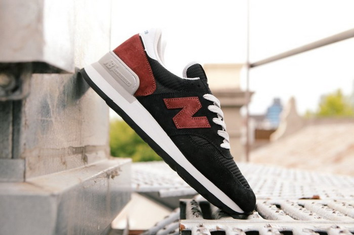 New Balance Made in USA M990CBO 全新配色设计鞋款