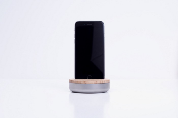 Cambium Dock iPhone 6 充电底座