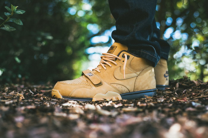 近赏 Nike Air Trainer 1 Mid Premium NSW Flax 系列鞋款