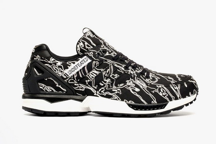 Undefeated × maharishi × adidas Originals Consortium ZX 5000 联名跑鞋