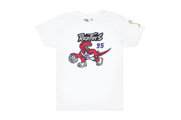 Drake 将赠予球迷 OVO × Raptors 联名 T-Shirt