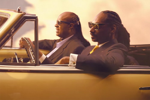 Snoop Dogg featuring Stevie Wonder & Pharrell Williams《California Roll》单曲 MV