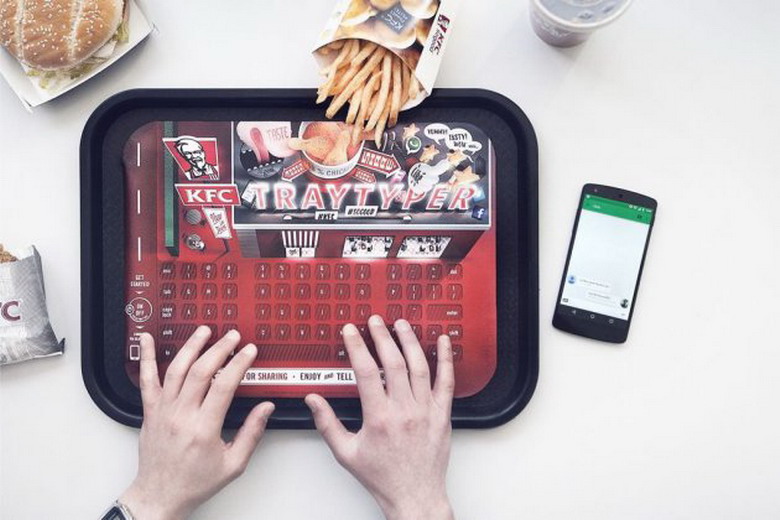 KFC：谁说吃炸鸡的时候不能回短信？