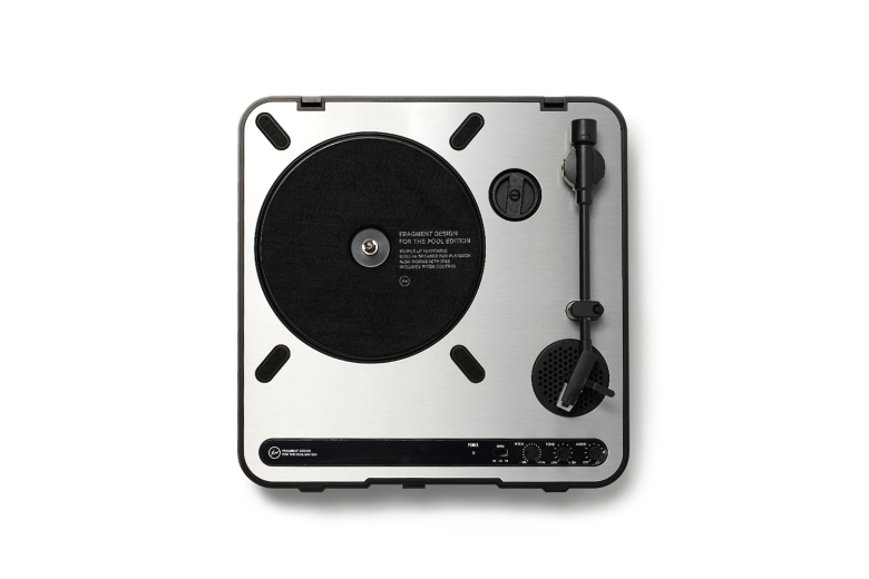 fragment Design × ION AUDIO 便携式黑胶唱机