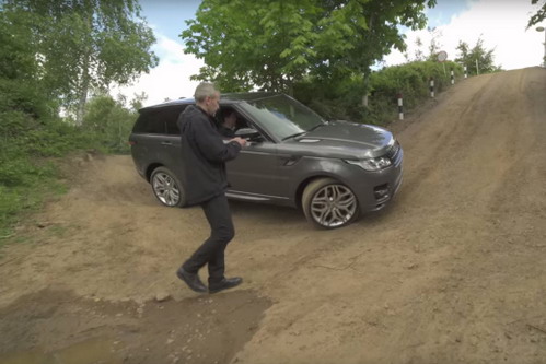 路虎 Range Rover Sport 欲加入手机遥控功能驾驶汽车