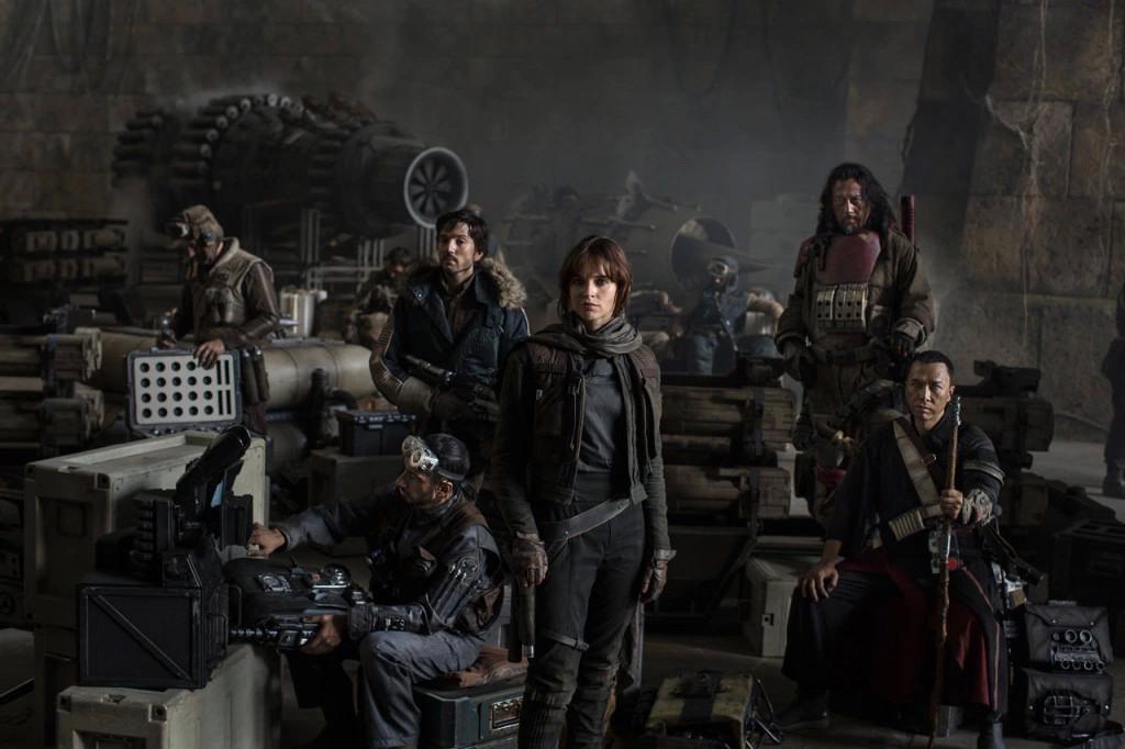 星战外传电影《Rogue One: A Star Wars Story》首张剧照曝光