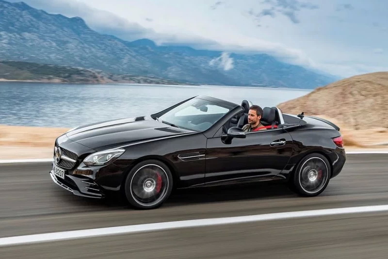 奔驰 2017 年式样 Mercedes-Benz SLC 300 & AMG SLC43 跑车