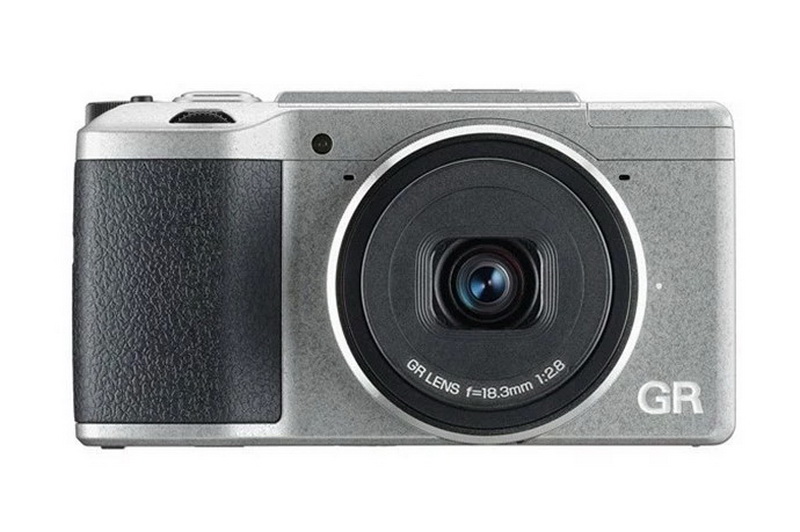 Ricoh 80 周年纪念别注版本 GR II 登场