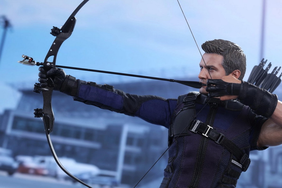 《Civil War》箭神鹰眼 Hot Toys 高像真 1/6th 模型人偶释出
