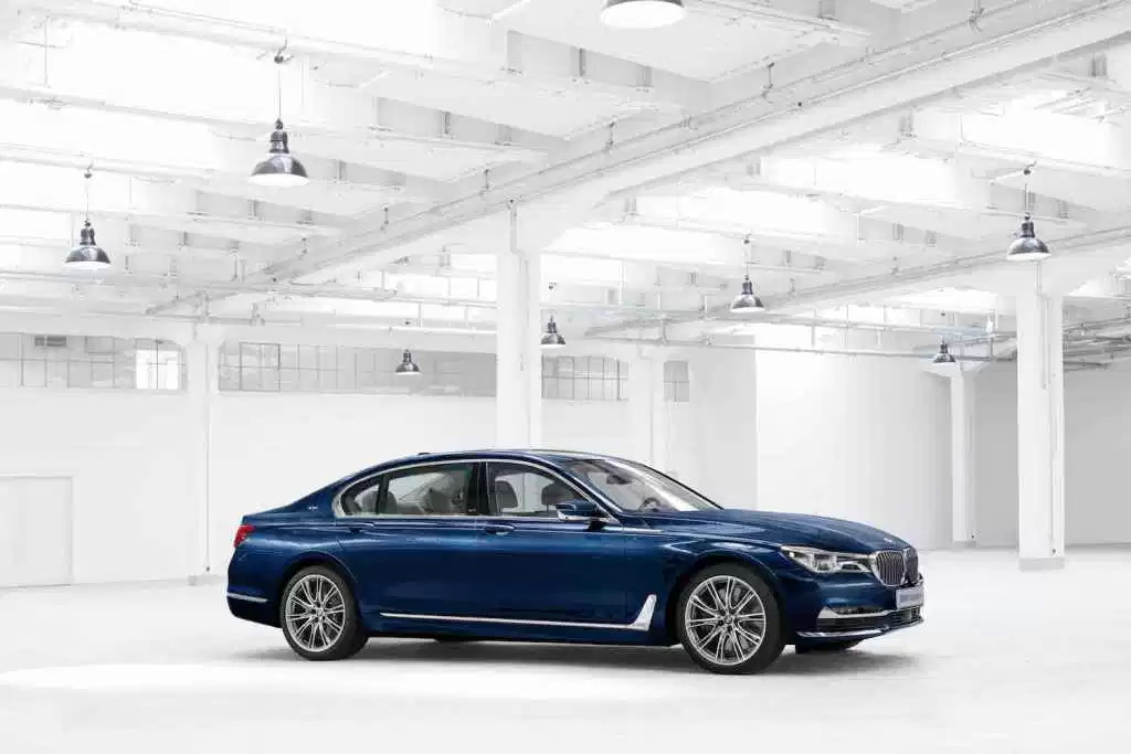 百年荣光！宝马 BMW 发布 7 系百年纪念版车型