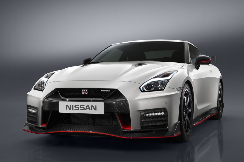 日产 2017 年式样 Nissan GT-R Nismo 升级版跑车
