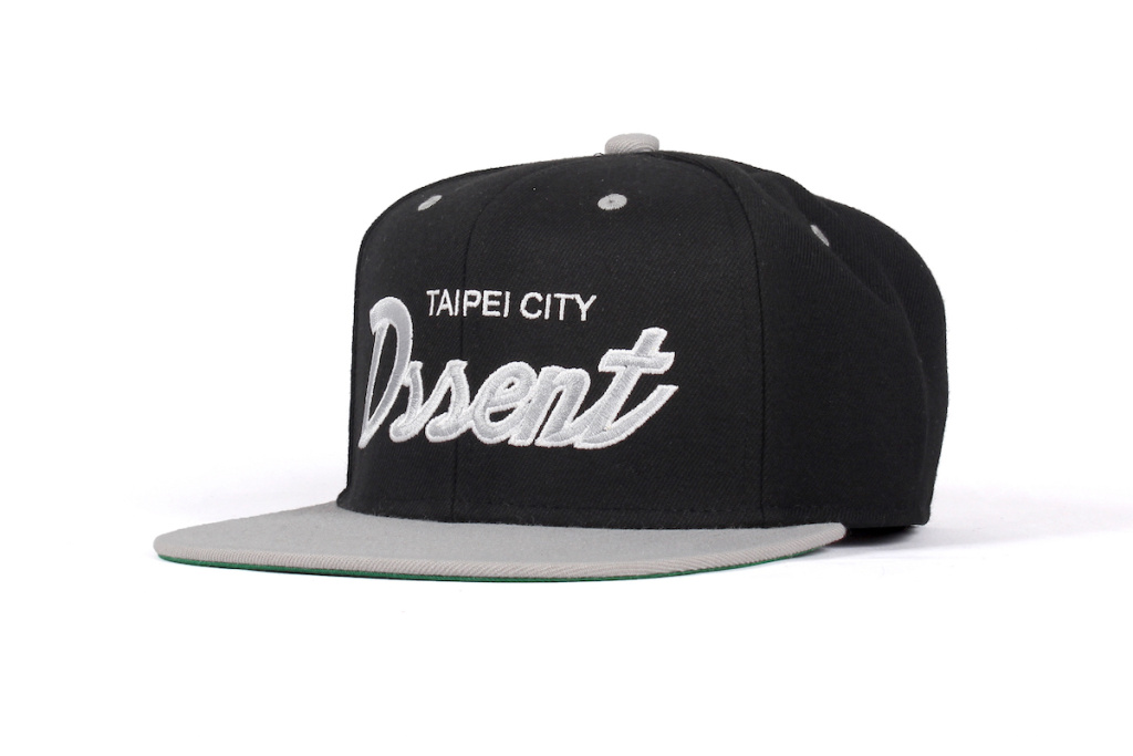 Dssent X Mitchell & Ness「TaiPAY」棒球帽上架