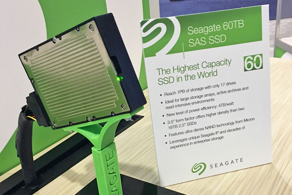 希捷的 60TB SSD 刷新固态硬盘最大容量纪录
