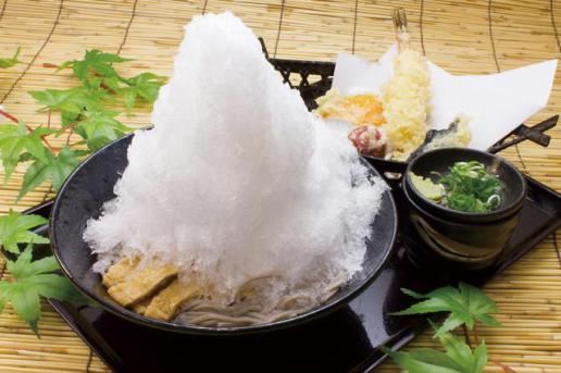 刨冰 × 蕎麦面！日本阪急そば若菜推出夏日限定「かき氷そば」